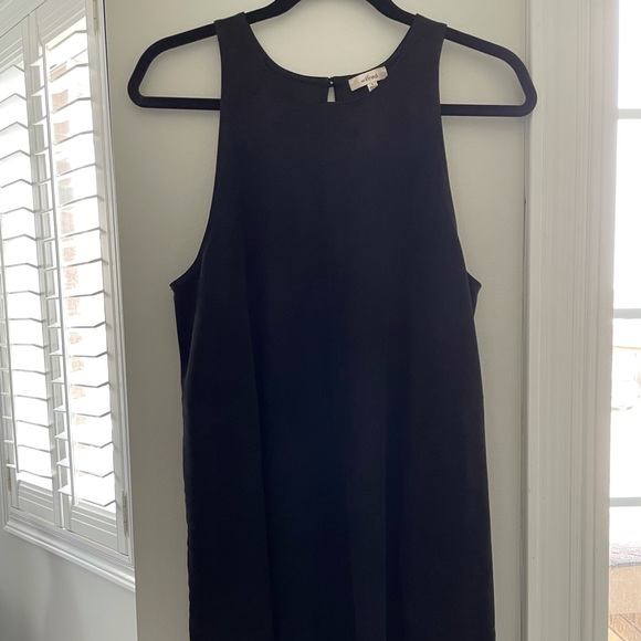 Wilfred Trompette Dress (Vegan Suede) - Picture 2 of 3